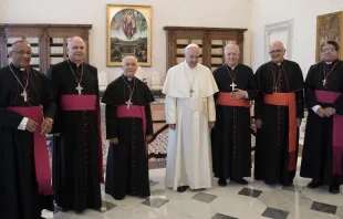 El Papa durante su reunión con los obispos de Venezuela. Foto: L'Osservatore Romano 
