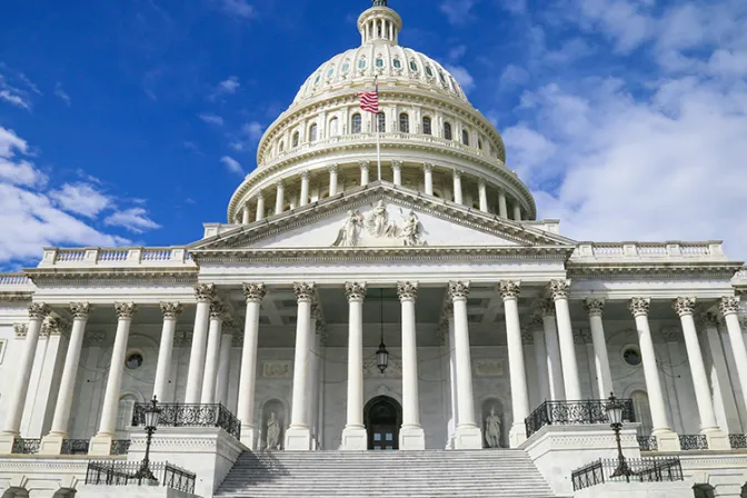 Arzobispo saluda esfuerzos del Congreso de Estados Unidos para abordar el uso de armas