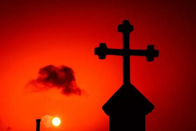 Tras atentado contra iglesia en Egipto, Obispo pide no endurecer el corazón 