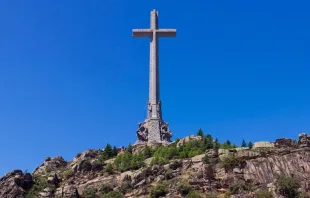 Cruz del Valle de los Cau00eddos / Foto: Wikipedia Godot13 (CC-BY-SA-4.0) 