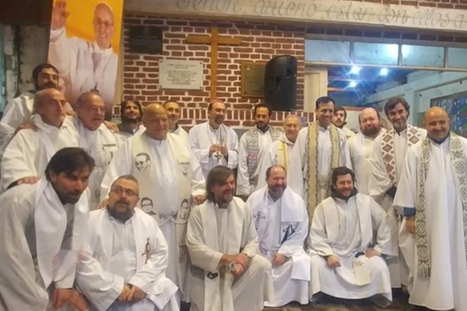 Sacerdotes piden no manipular la figura del Papa Francisco con fines políticos