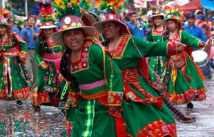 Danzantes Tinku en Carnaval de Oruro / Foto: Wikipedia Cassandra W1 (CC-BY-2.0) 