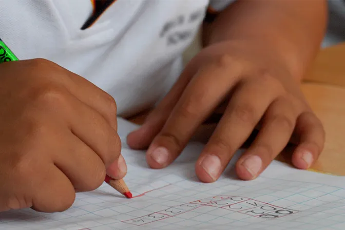 10A: Padres de Iberoamérica conmemoran el Día Internacional de la Libertad para Educar