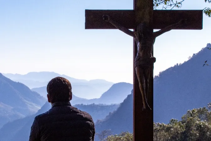 Ofrecen Ejercicios Espirituales online en preparación para la Pascua