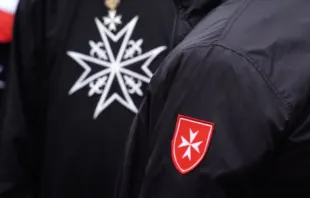 Emblemas de la Orden de Malta. Crédito: Captura de video / YouTube de la Orden de Malta. 