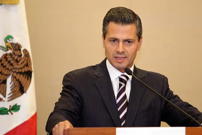 Diputados rechazan “matrimonio” gay de Peña Nieto en México