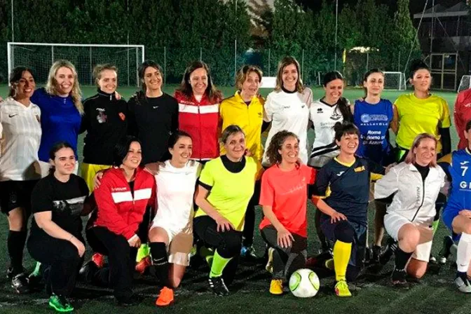 Futbolistas austríacas insultan a jugadoras del Vaticano con mensajes pro aborto