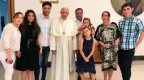 La familia Caballero-Franco con el Papa Francisco - Foto: Facebook Noelia Franco