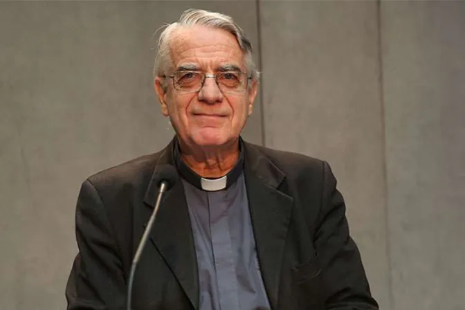 P. Lombardi: Cumbre contra abusos de menores es “responsabilidad con los niños del mundo”