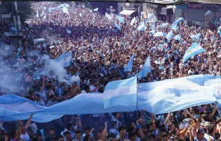 Una multitud salió a las calles para recibir a la selección argentina. Crédito: Shutterstock 