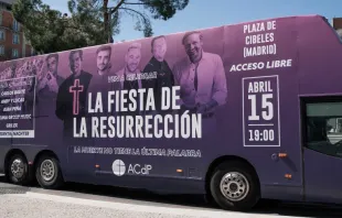 Vehículo publicitario del concierto para celebrar la Resurrección en España. Crédito: ACdP 