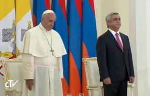 El Papa Francisco en el palacio presidencial de Ereván en Armenia. Captura Youtube 