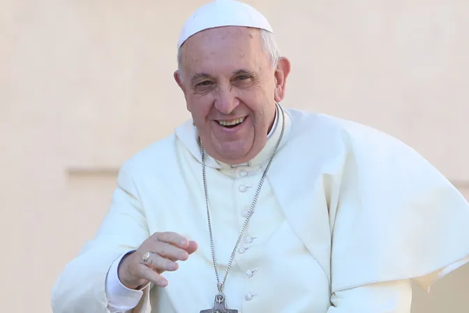 Niños de la calle filipinos escriben mil cartas al Papa Francisco