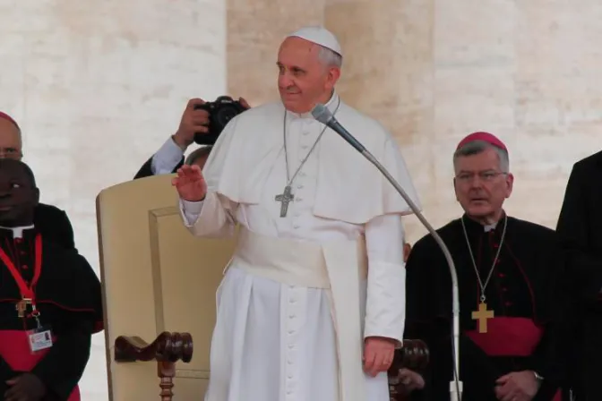 Papa Francisco: El cristiano no puede caminar solo, necesita de la Iglesia