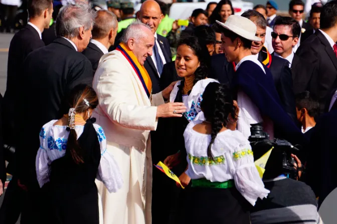 Religiosa ecuatoriana desde el Vaticano: Abran las puertas al Papa más allá del credo