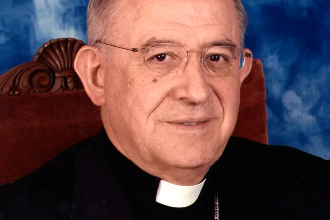 El Papa Francisco felicita al Arzobispo de Burgos por sus 50 años de sacerdote