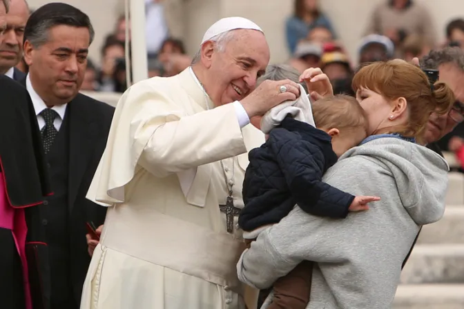 ¿Qué es una madre?, lo explica el Papa Francisco