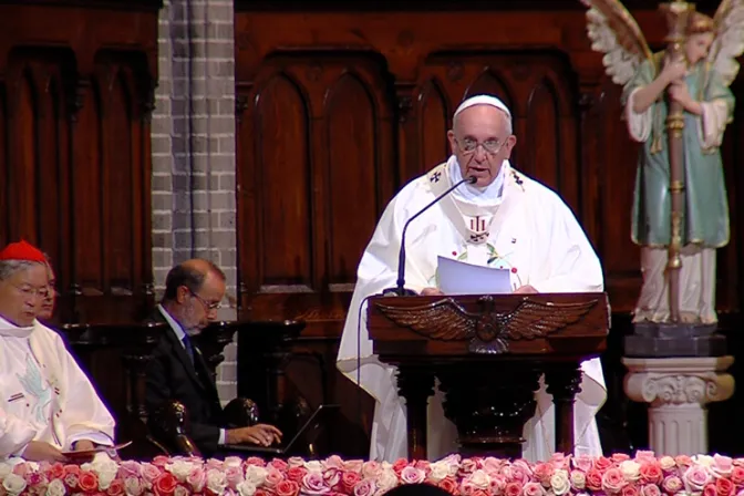 [VIDEO] Papa Francisco: La unidad de Corea, imposible para los hombres, es posible con la fuerza de la Cruz