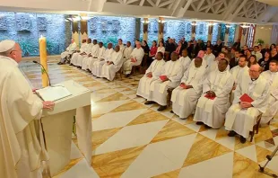 El Papa celebra la Santa Misa, Foto: L'Osservatore Romano 