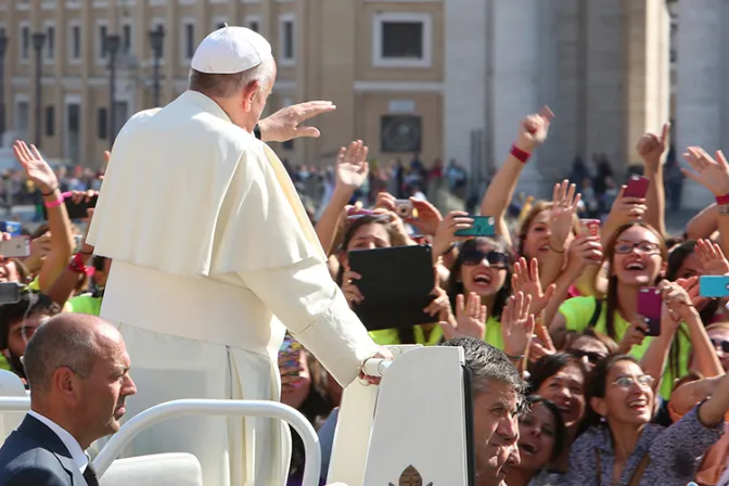 Papa Francisco: Ojalá muchos jóvenes hoy encuentren en Jesús el amor de sus vidas