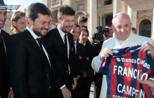 Papa Francisco recibe al Club San Lorenzo / Foto: www.sanlorenzo.com.ar 