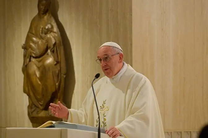 Papa Francisco: Pidamos a Dios que nos ayude a romper la dureza del corazón