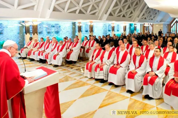 Papa Francisco: La gente necesita una Iglesia que muestre la ternura de Dios y no una ONG