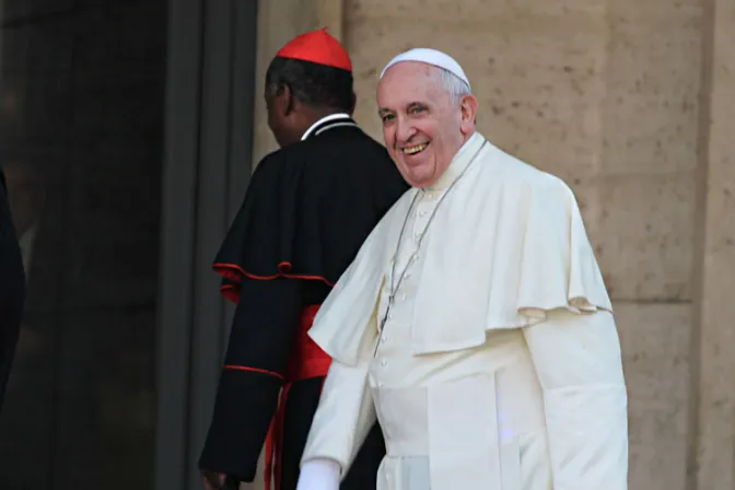 Papa Francisco a Padres Sinodales: Hablen con franqueza y escuchen con humildad