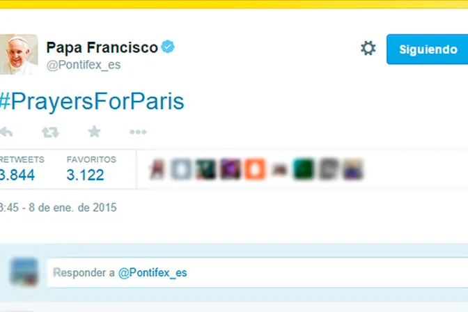 Papa Francisco lanza hashtag en Twitter para rezar por víctimas de Francia