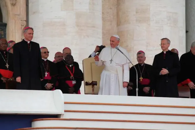 No busquen a Cristo vivo entre las cosas muertas del mundo, exhorta el Papa Francisco