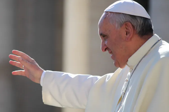 Nada de chismes, envidias ni celos en la Iglesia, pide el Papa