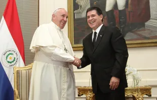 Papa Francisco y Horacio Cartes. Foto: Agencia de Informaciu00f3n Paraguaya. 