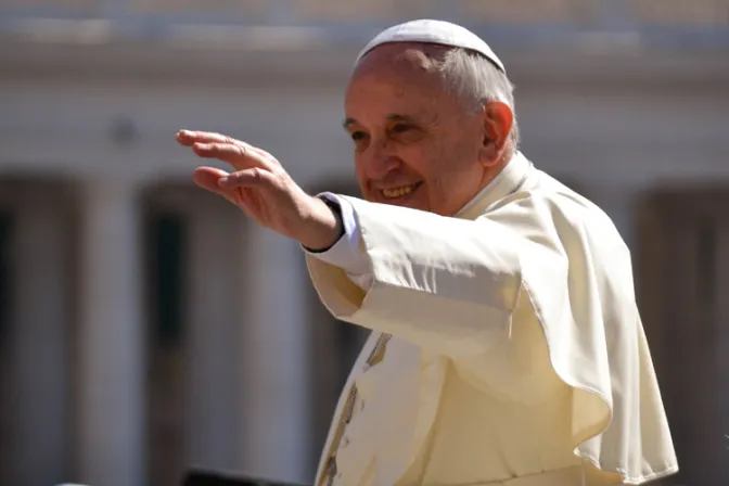 El Papa Francisco alienta a no dejarse robar la esperanza en las “arenas movedizas” de la precariedad