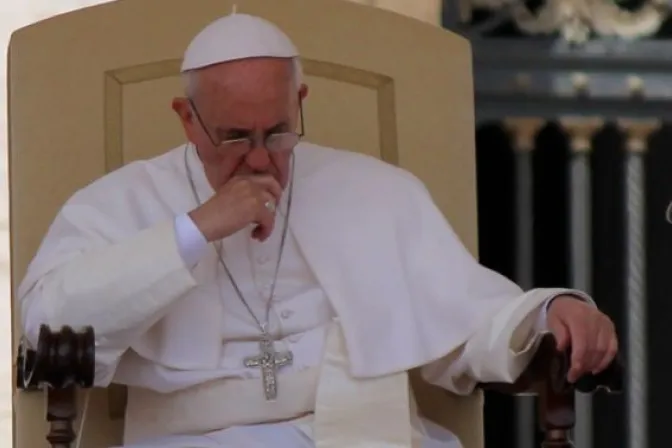 Papa Francisco reza por migrantes náufragos en el Mediterráneo que “buscaban la felicidad”