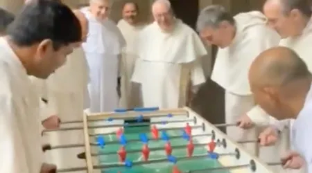 Monjes dominicos protagonizan torneo de futbolito en Roma