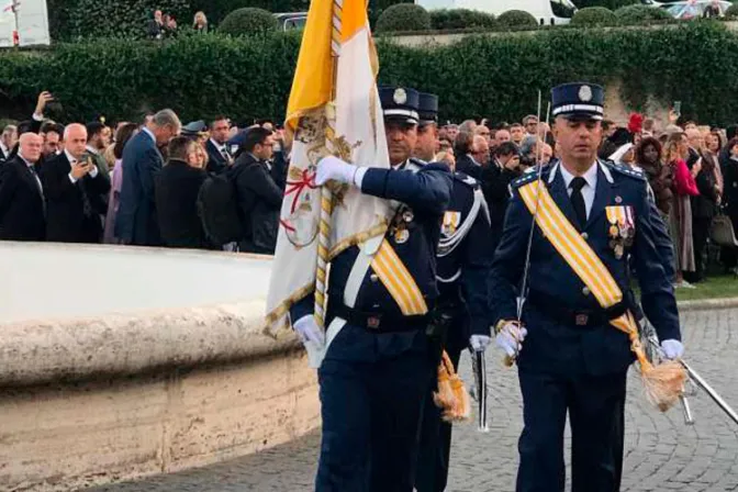 Gendarmería Vaticana celebra a su patrón con una Misa presidida por el Papa Francisco