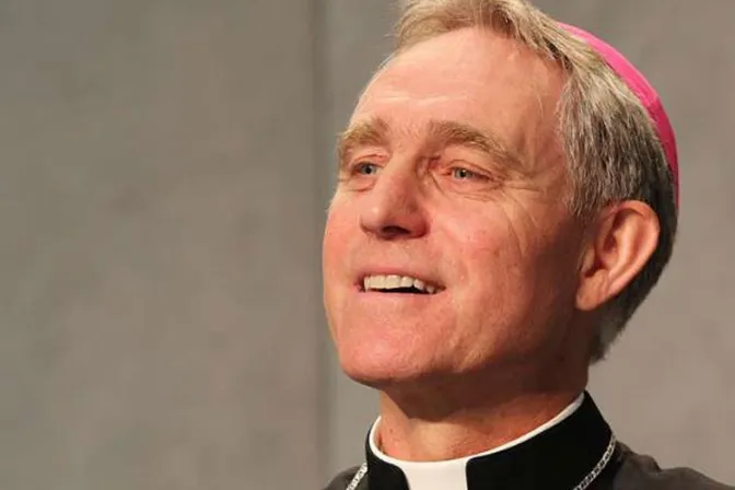 Mons. Gänswein busca a los 5 primos herederos de Benedicto XVI