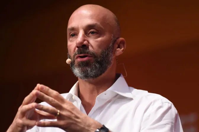 Gianluca Vialli: “No rezo para ganar un partido, hay cosas más serias”