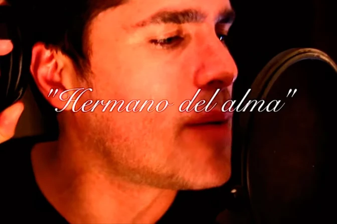 VIDEO: Eduardo Verástegui lanza canción sobre la amistad y la dedica al Papa Francisco