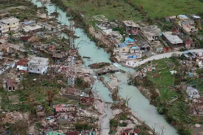 Iglesia se moviliza para ayudar a víctimas del huracán Matthew en Haití