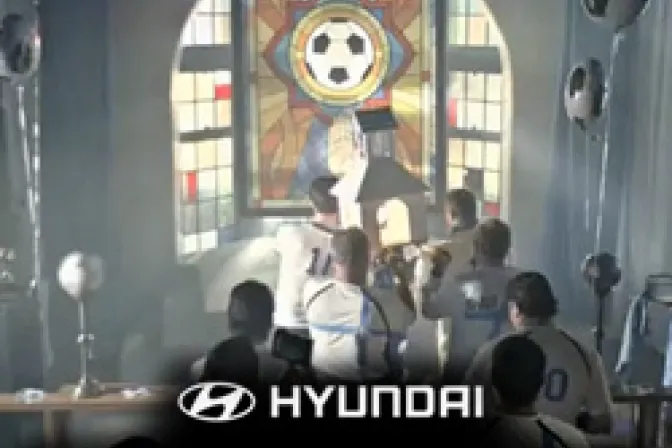 Enérgico rechazo a comercial blasfemo de Hyundai por Mundial de Sudáfrica