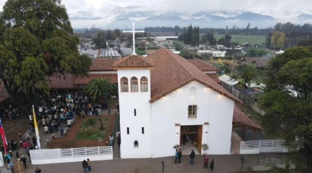 Reabren iglesia destruida por el terremoto de 2010 en Chile