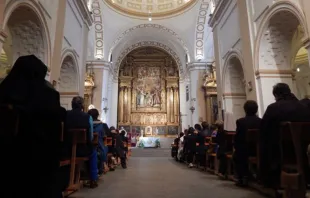 Iglesia de los Padres Carmelitas en Ávila durante celebración de la Eucaristía por V Centenario del nacimiento de Santa Teresa de Jesús. Foto: ACI Prensa  