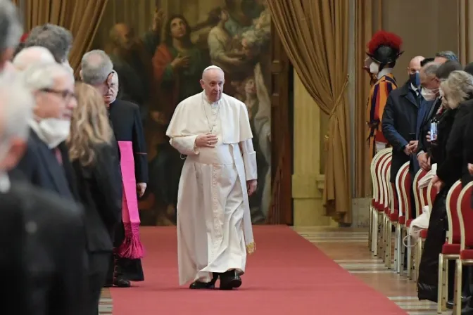 El Papa inaugura el Año Judicial: “La justicia debe combinarse con misericordia” 