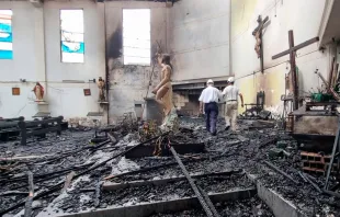 Incendio en la Iglesia San Marcos Evangelista, en Risaralda, Colombia (17-04-22) | Crédito: Diócesis de Pereira 