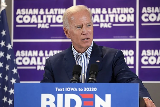 Experto detalla razones por las que le negaron la Eucaristía a Joe Biden en EEUU