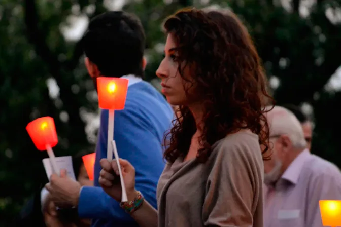 Doce horas de oración de los jóvenes por la paz en Tierra Santa