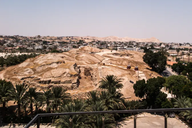 Arqueólogos descubren iglesia cristiana primitiva en Tierra Santa