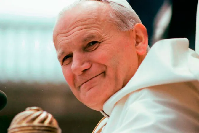 Buscan llenar las redes de mensajes a San Juan Pablo II por los 100 años de su nacimiento