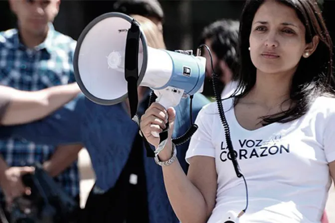 VIDEO: “La voz del corazón” de los no nacidos resuena frente a La Moneda en Chile